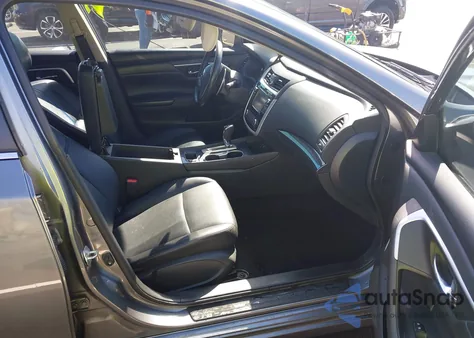 2018 Nissan Altima 2.5 Sr from USA, damaged, VIN 1N4AL3AP6JC166179